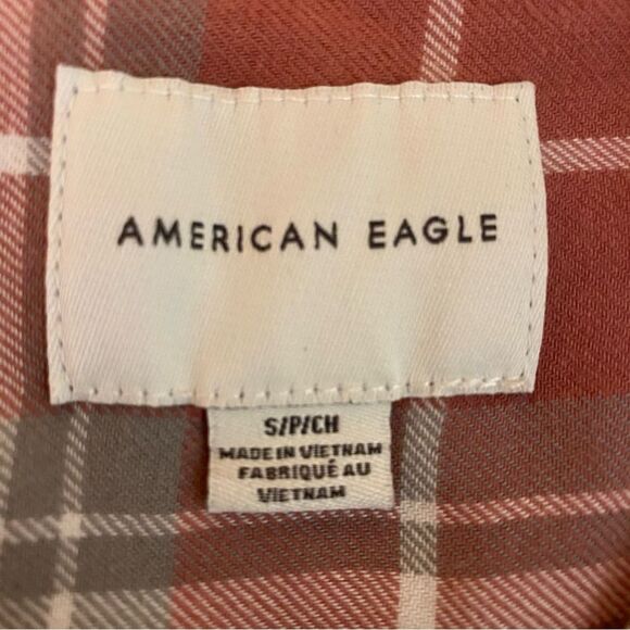 American Eagle Cropped Plaid Flannel Womens Size Small Button Up Pink White - Picture 5 of 7